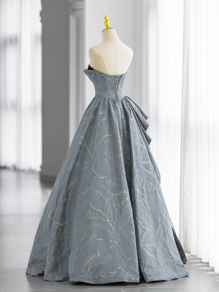 Custom made bluish grey dress Size: 8 bust: 36 in , waist: 27 in , Hip: 37  in Original price: $700 Seller's price: $410 Seller is 5'4”… | Instagram